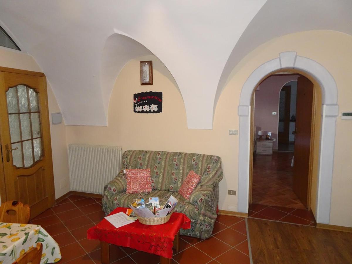 B&B San Valentino Giovo Екстериор снимка